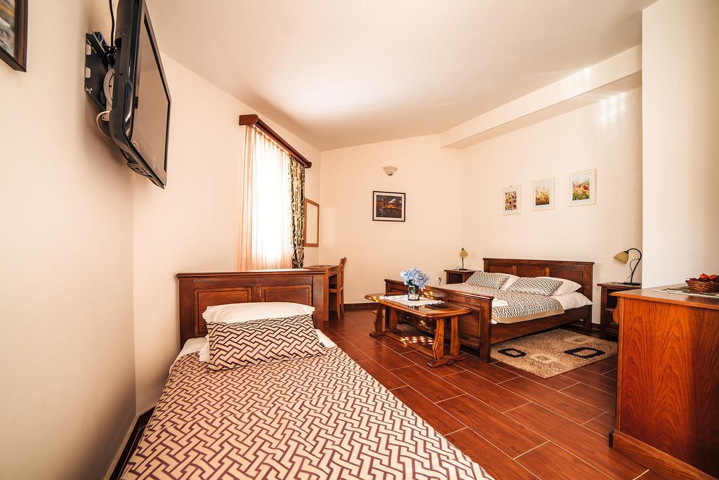 Guest House Sebelj Budva Ruang foto